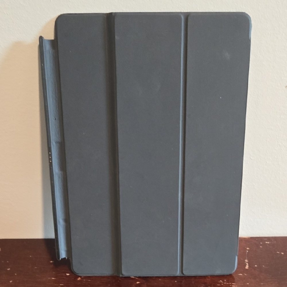 Smart Apple Keyboard Cover - Picture 4 of 5